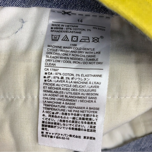 Banana Republic 5" Scallop Hem Shorts - Picture 6 of 6